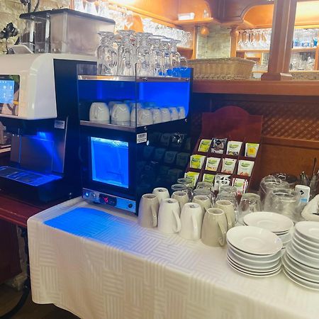 Villa Hotel デブレツェン エクステリア 写真