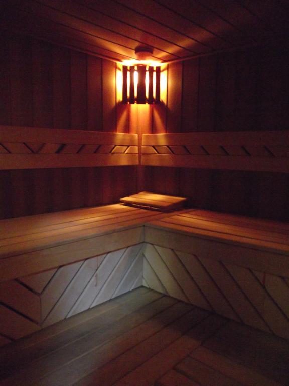 Villa Hotel デブレツェン エクステリア 写真